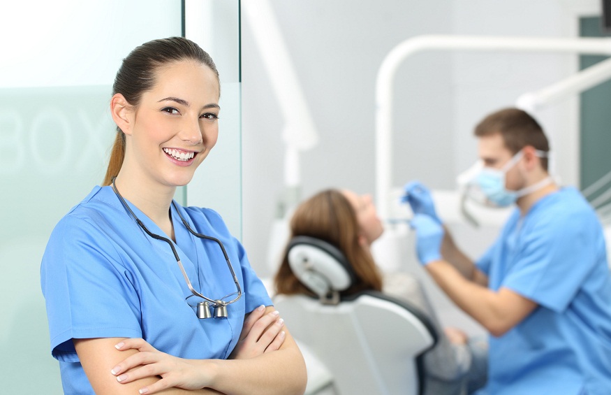 What Does a Dental Assistant Actually Do?